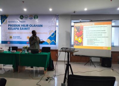 Seminar Agroindustri: Produk Hilir Olahan Kelapa Sawit di Jurusan Kimia FMIPA UNIMED